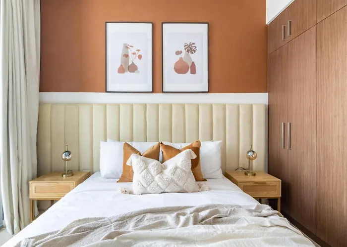 Guestready Holiday Homes - Marina Skyline B